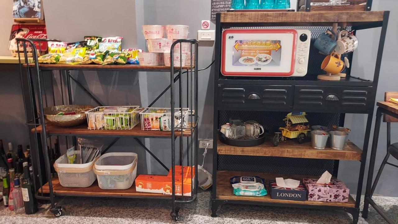 Youngnn Hostel Lugang Zewnętrze zdjęcie